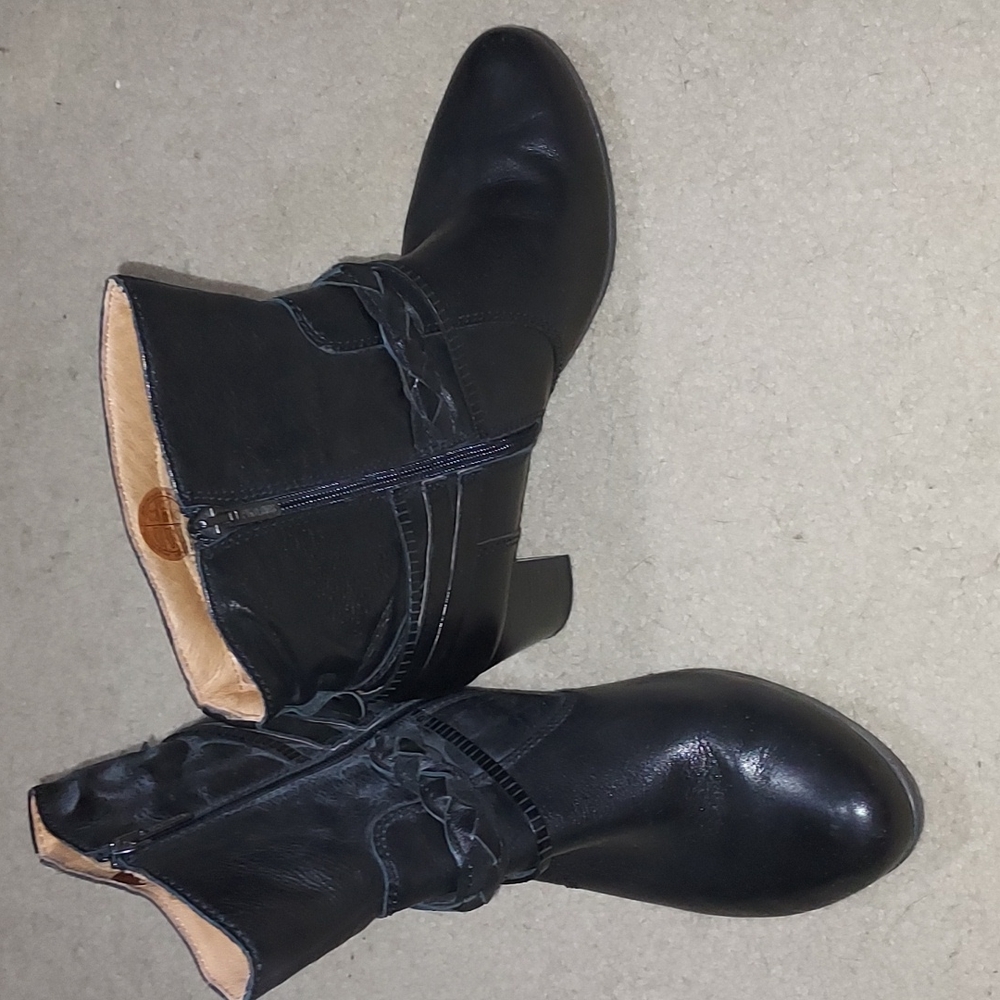 Piklinos booties